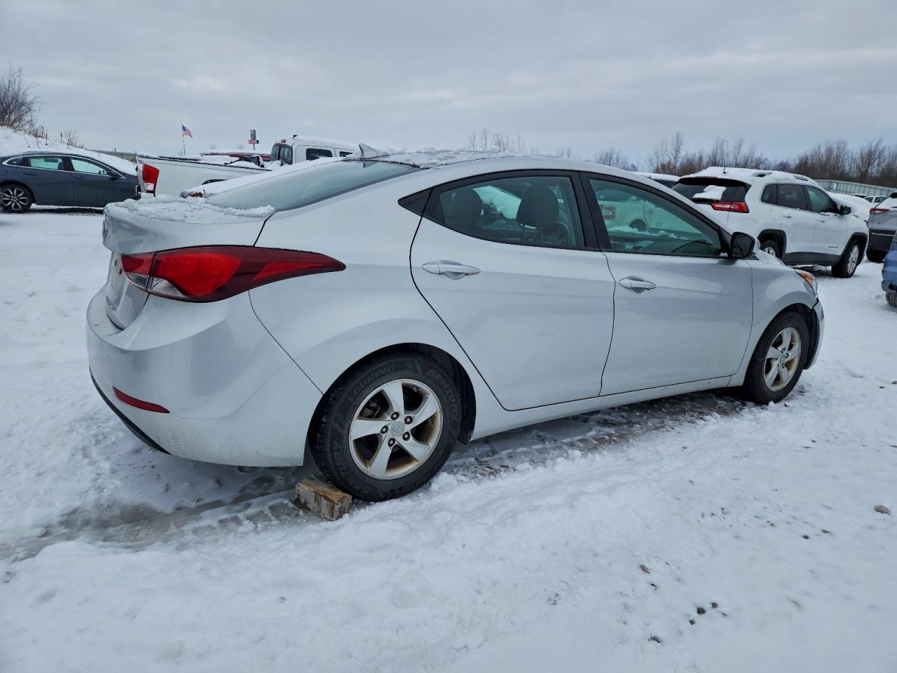 Lot #3310453323 2015 HYUNDAI ELANTRA SE