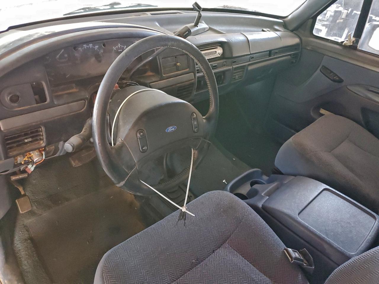 Lot #3311640220 1992 FORD F250