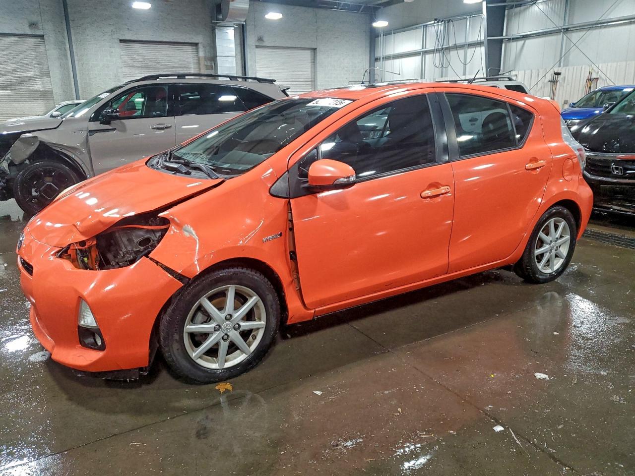 TOYOTA PRIUS C