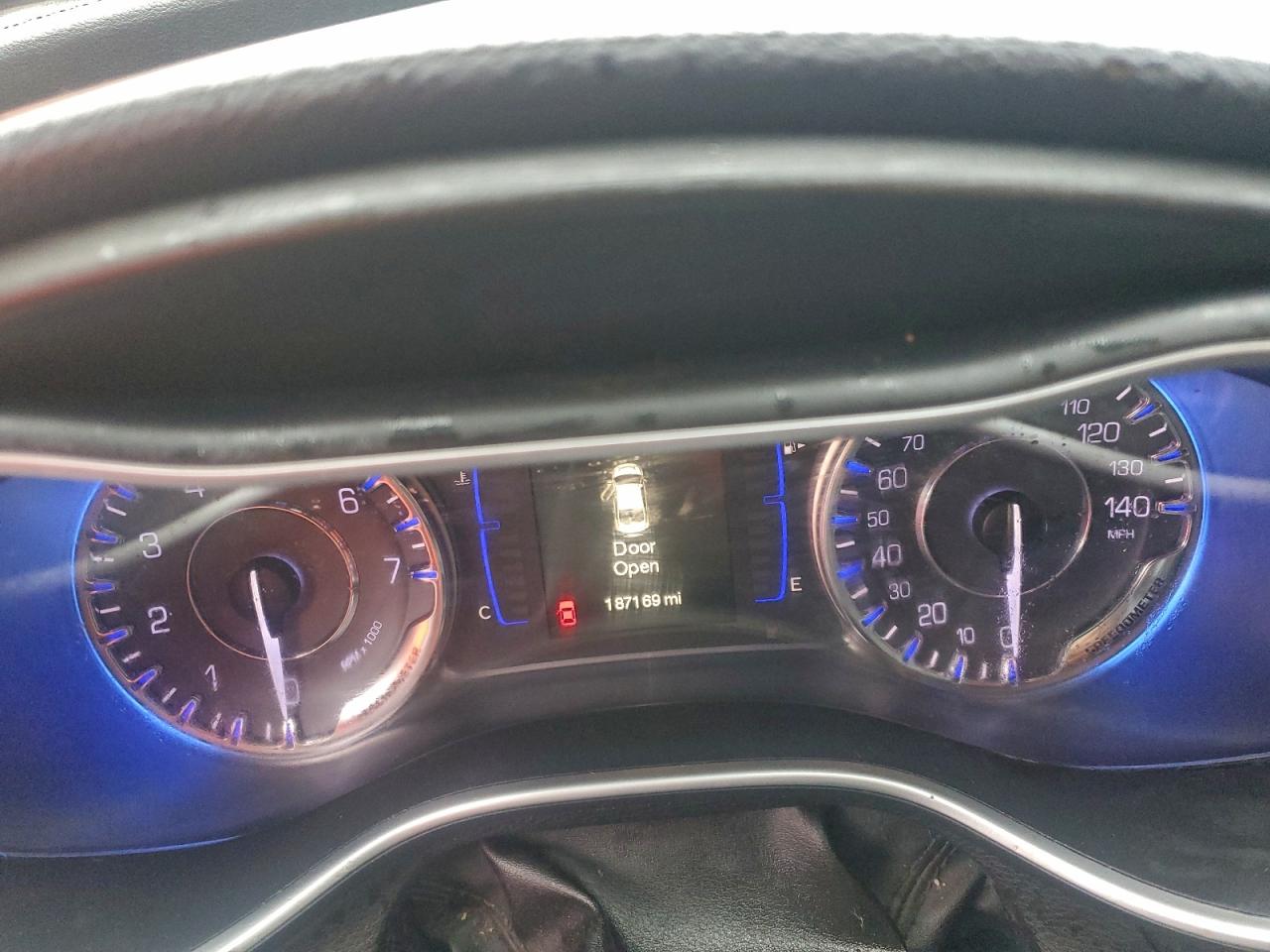 CHRYSLER 200 LIMITED