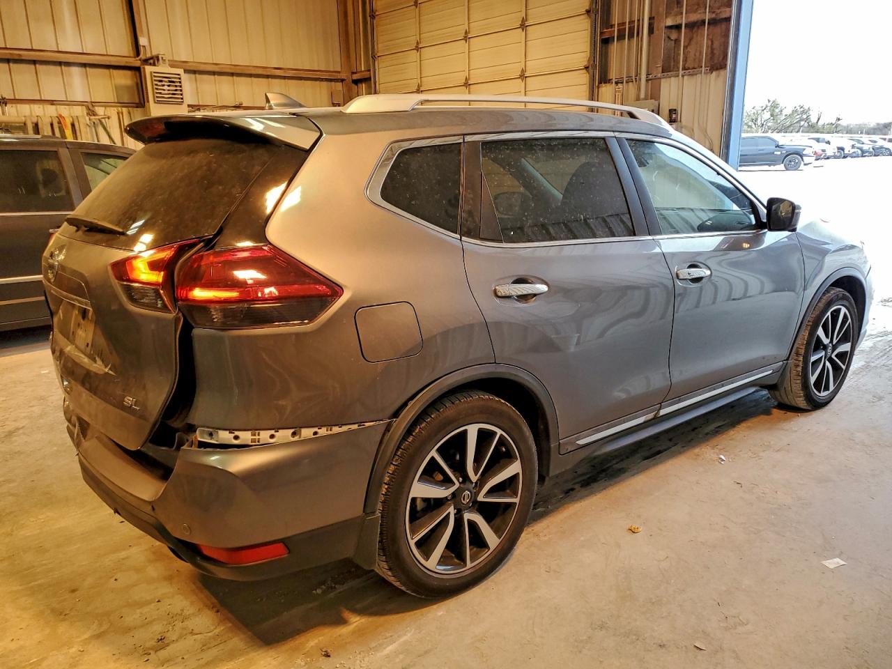 Lot #3305663727 2019 NISSAN ROGUE S