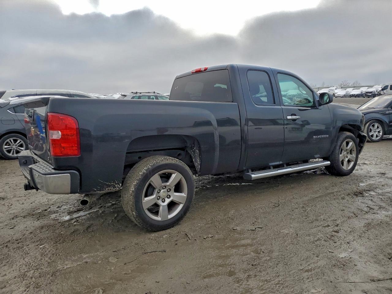 CHEVROLET SILVERADO C1500 LT
