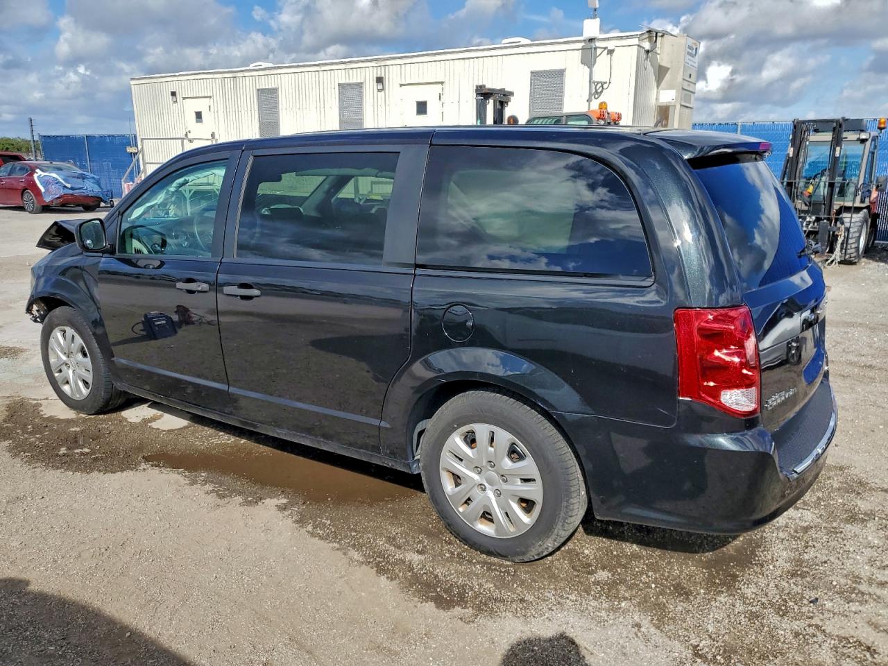 Lot #3315976102 2020 DODGE GRAND CARA