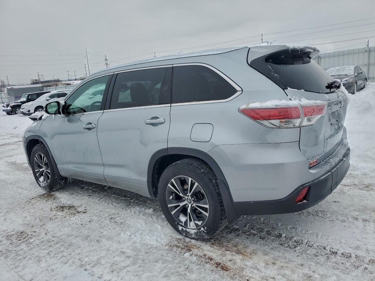 TOYOTA HIGHLANDER XLE