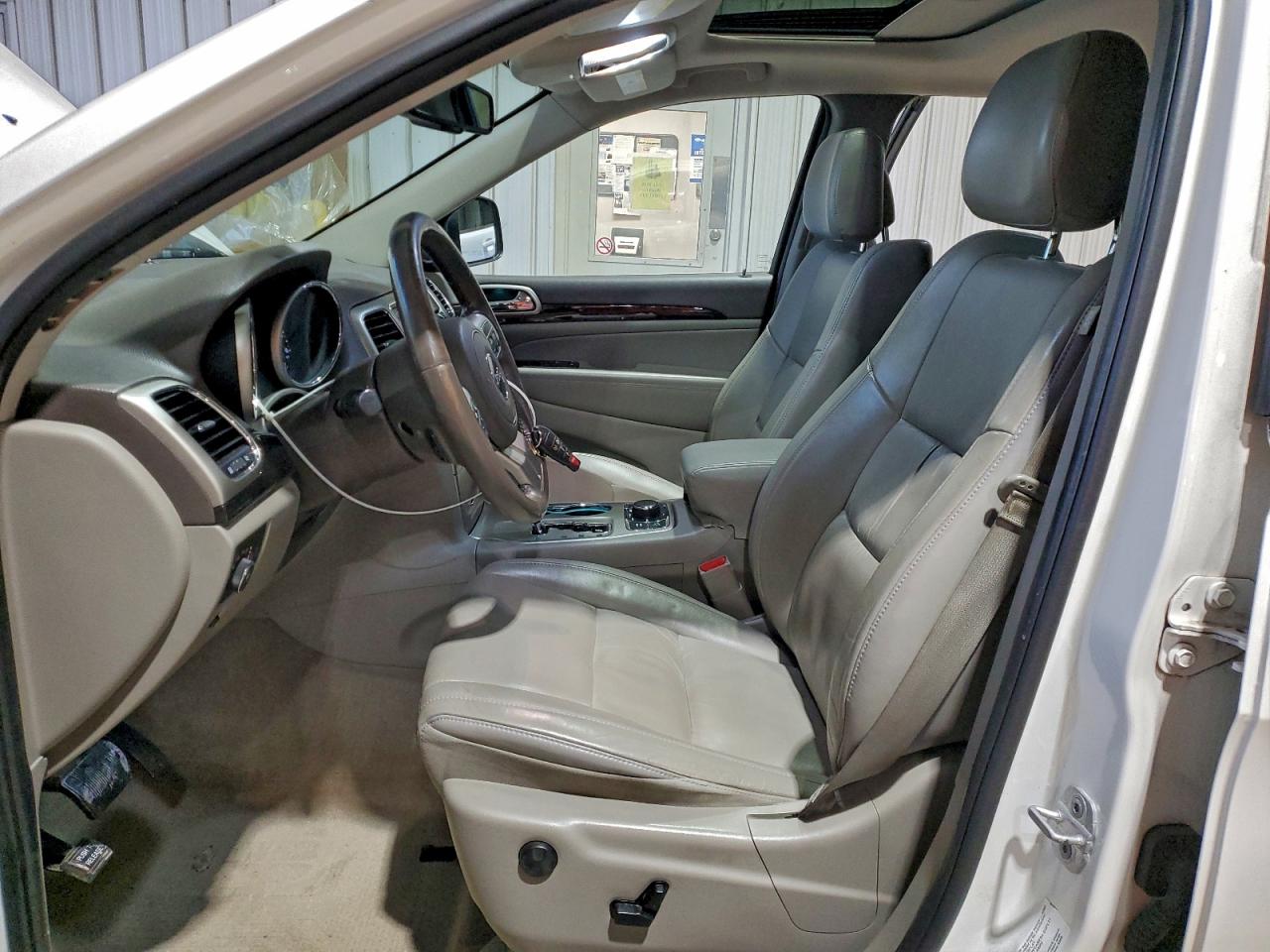 JEEP GRAND CHEROKEE LAREDO