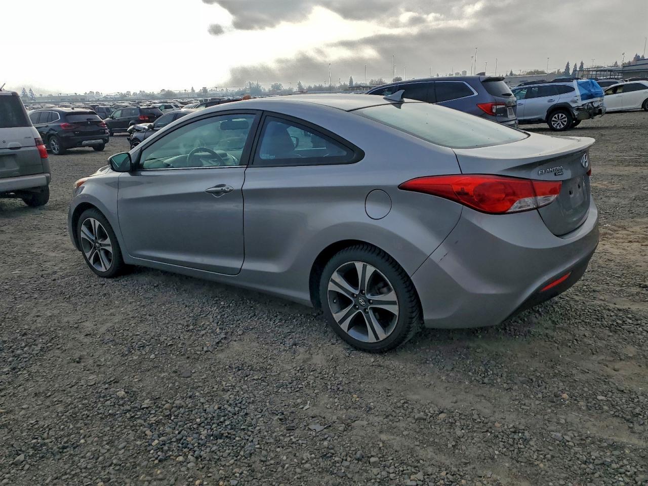 HYUNDAI ELANTRA GS