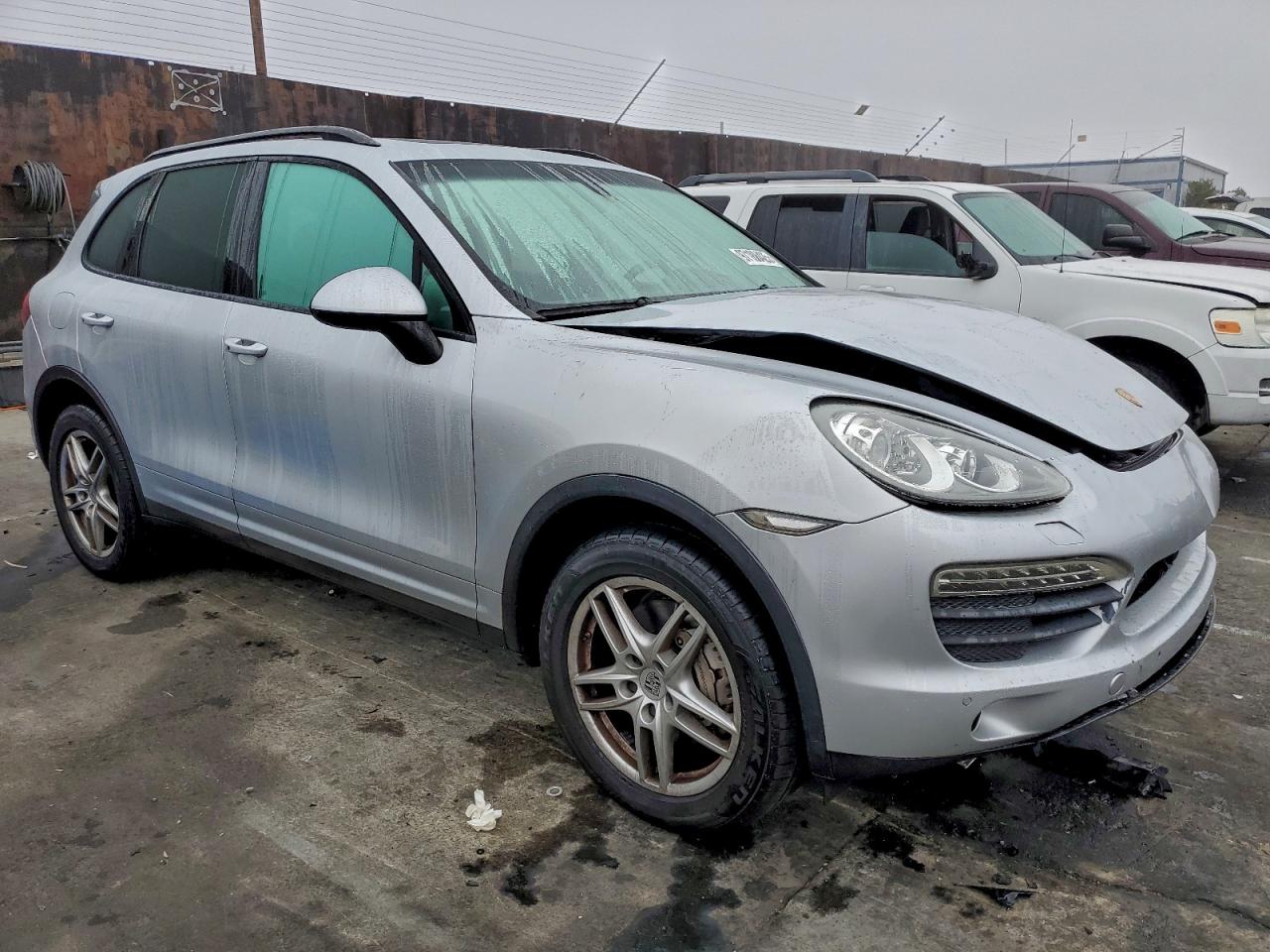 Lot #3317807083 2011 PORSCHE CAYENNE S