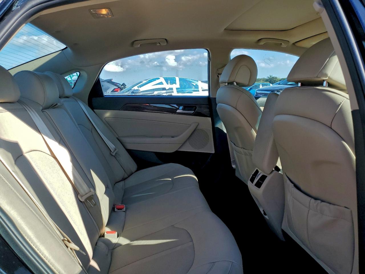 HYUNDAI SONATA SPORT