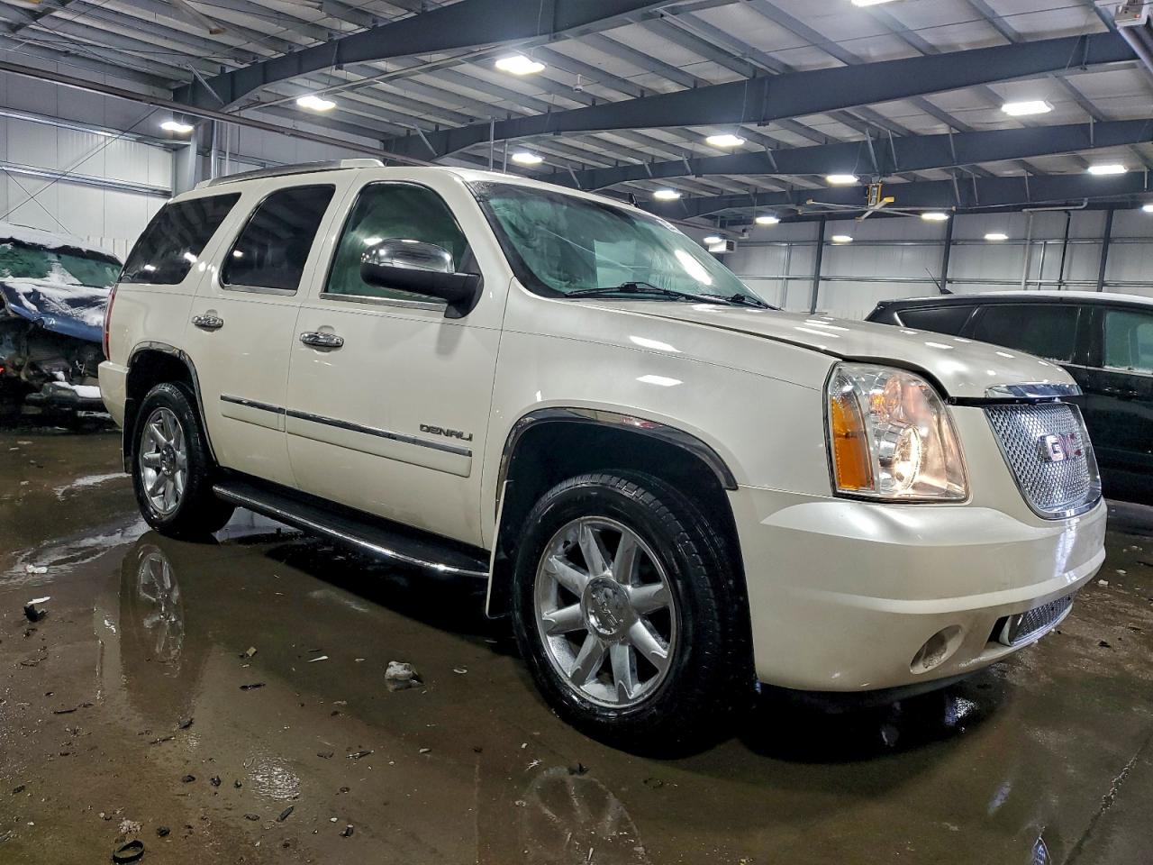 GMC YUKON DENALI