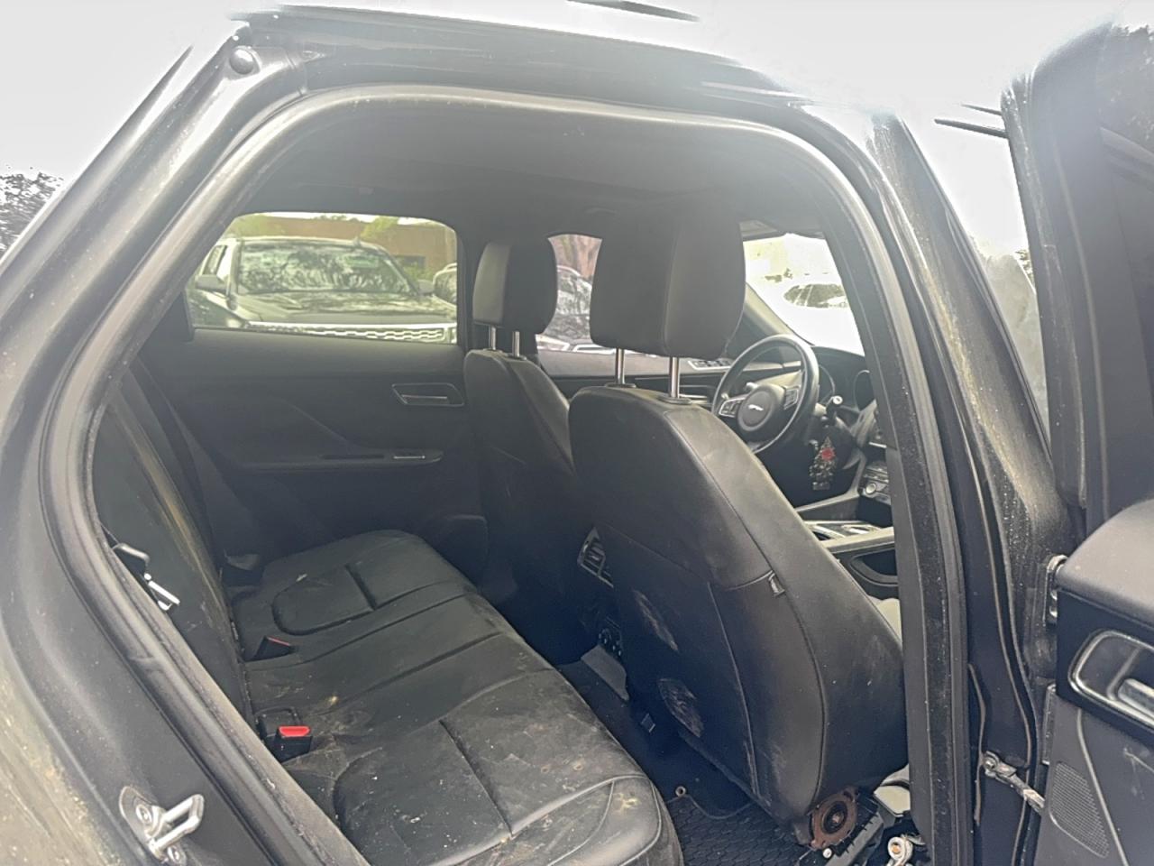 JAGUAR F-PACE PREMIUM