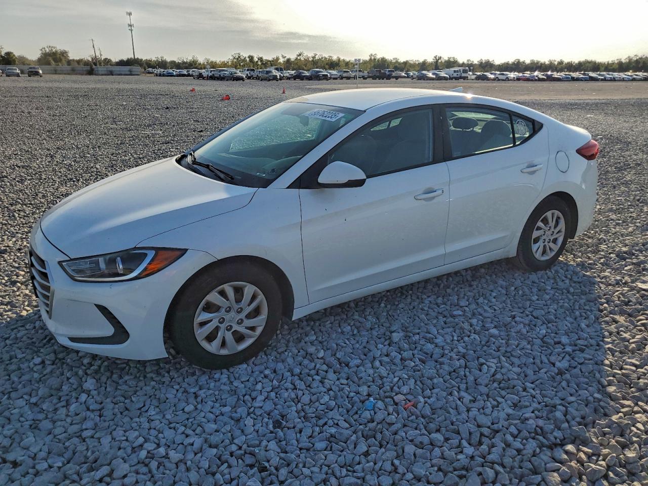 Lot #3305422465 2017 HYUNDAI ELANTRA SE