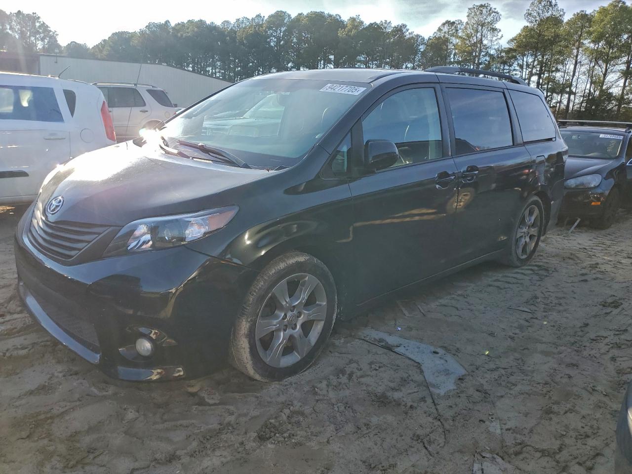 TOYOTA SIENNA SPORT