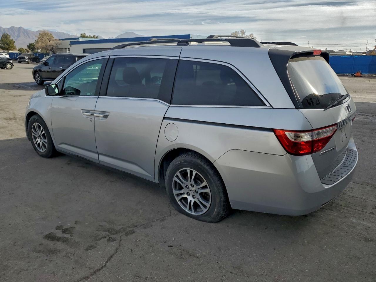Lot #3315903083 2011 HONDA ODYSSEY EX