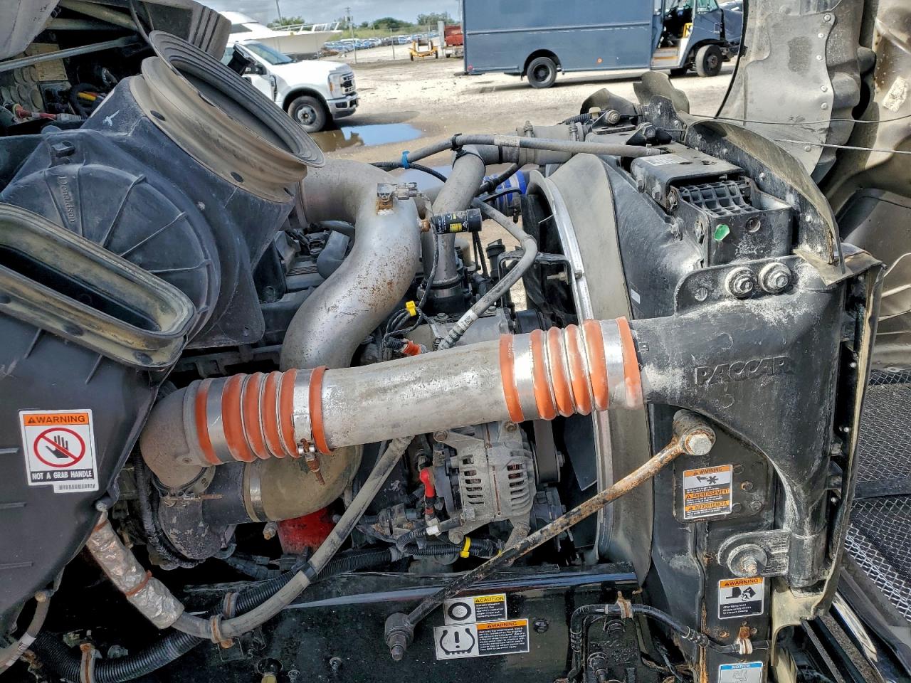 Lot #3317743110 2019 KENWORTH CONSTRUCTI