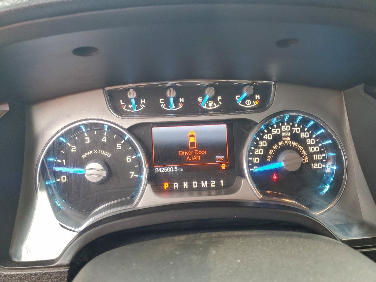 FORD F-150 SUPERCREW