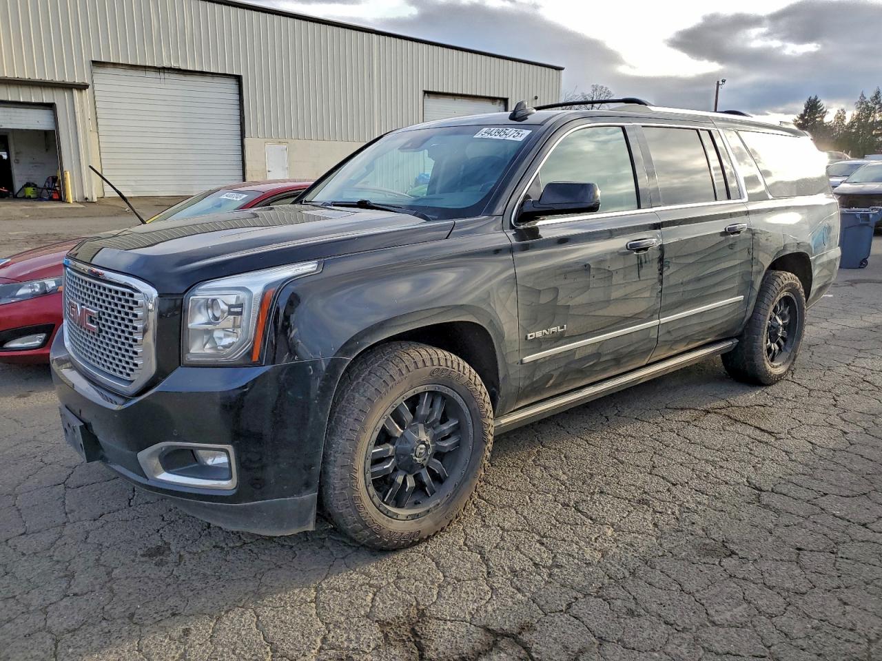 GMC YUKON DENALI