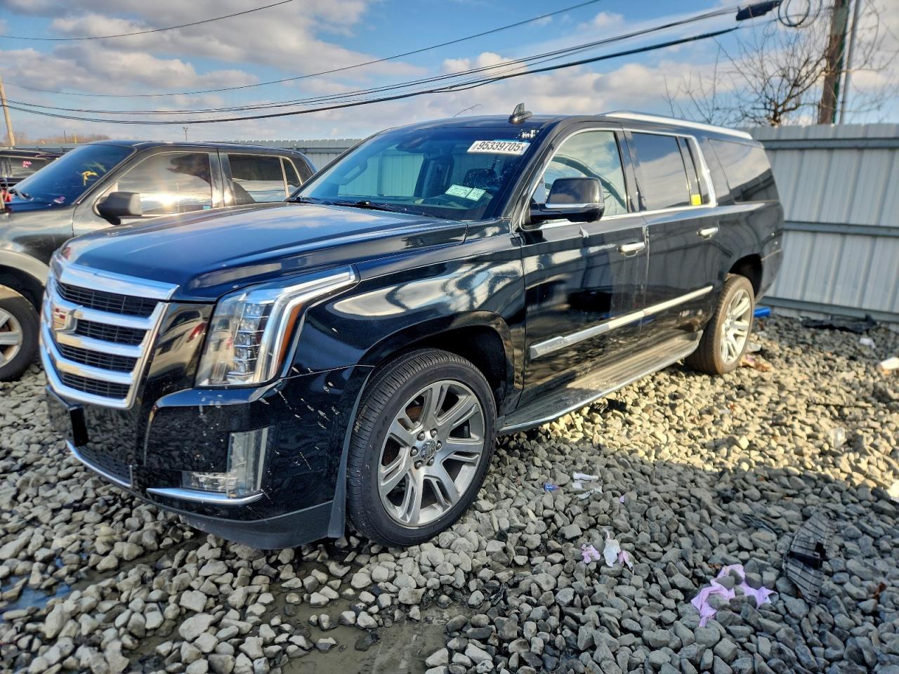 Lot #3317782094 2019 CADILLAC ESCALADE E