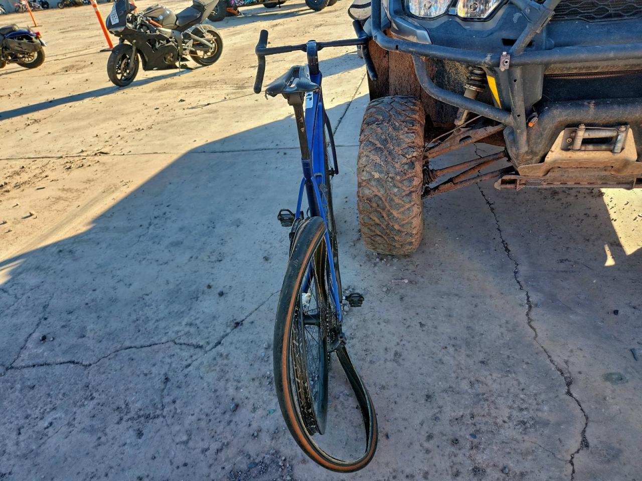 Lot #3310445371 2000 OTHR BICYCLE