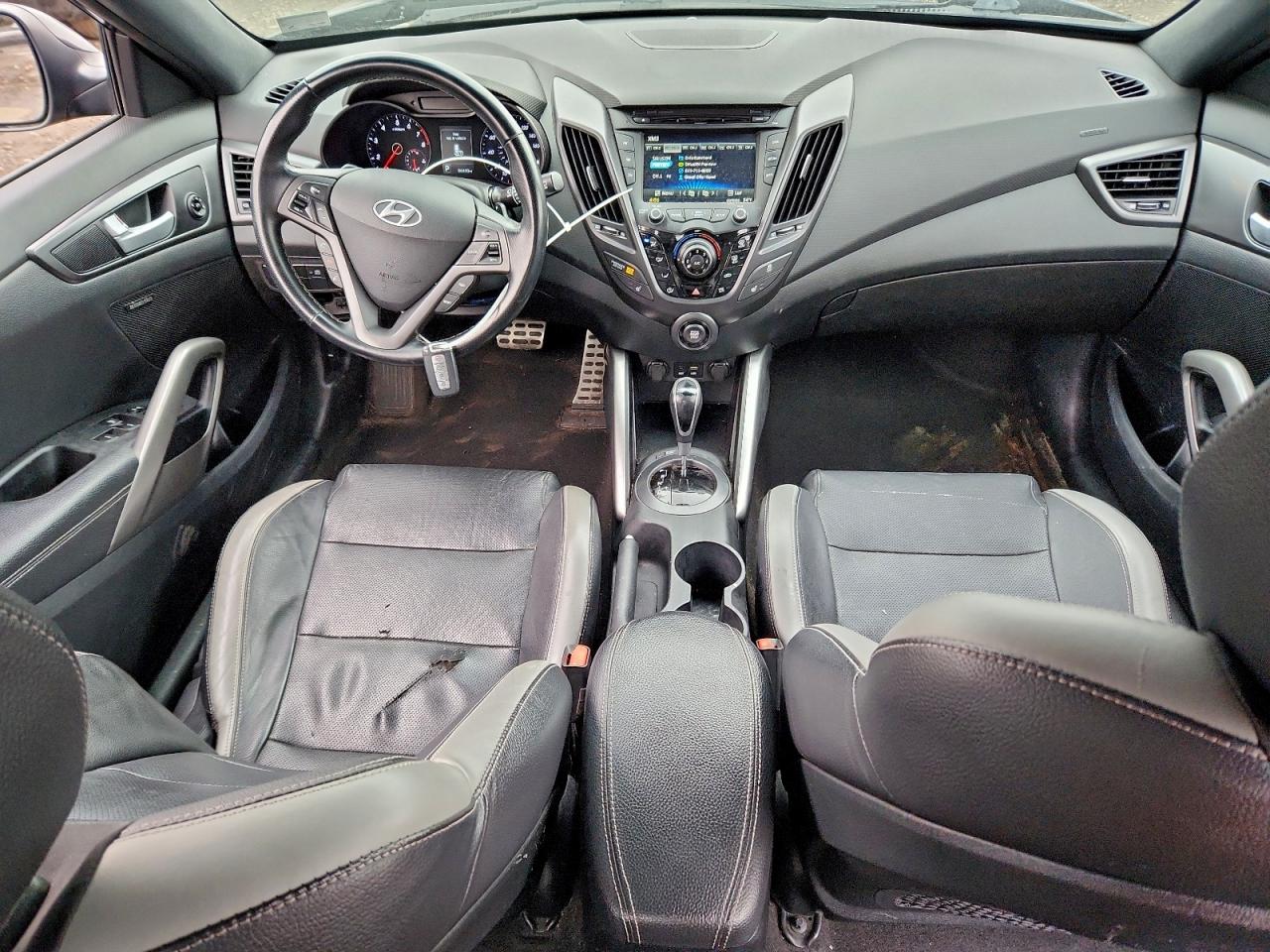 Lot #3311467268 2016 HYUNDAI VELOSTER T