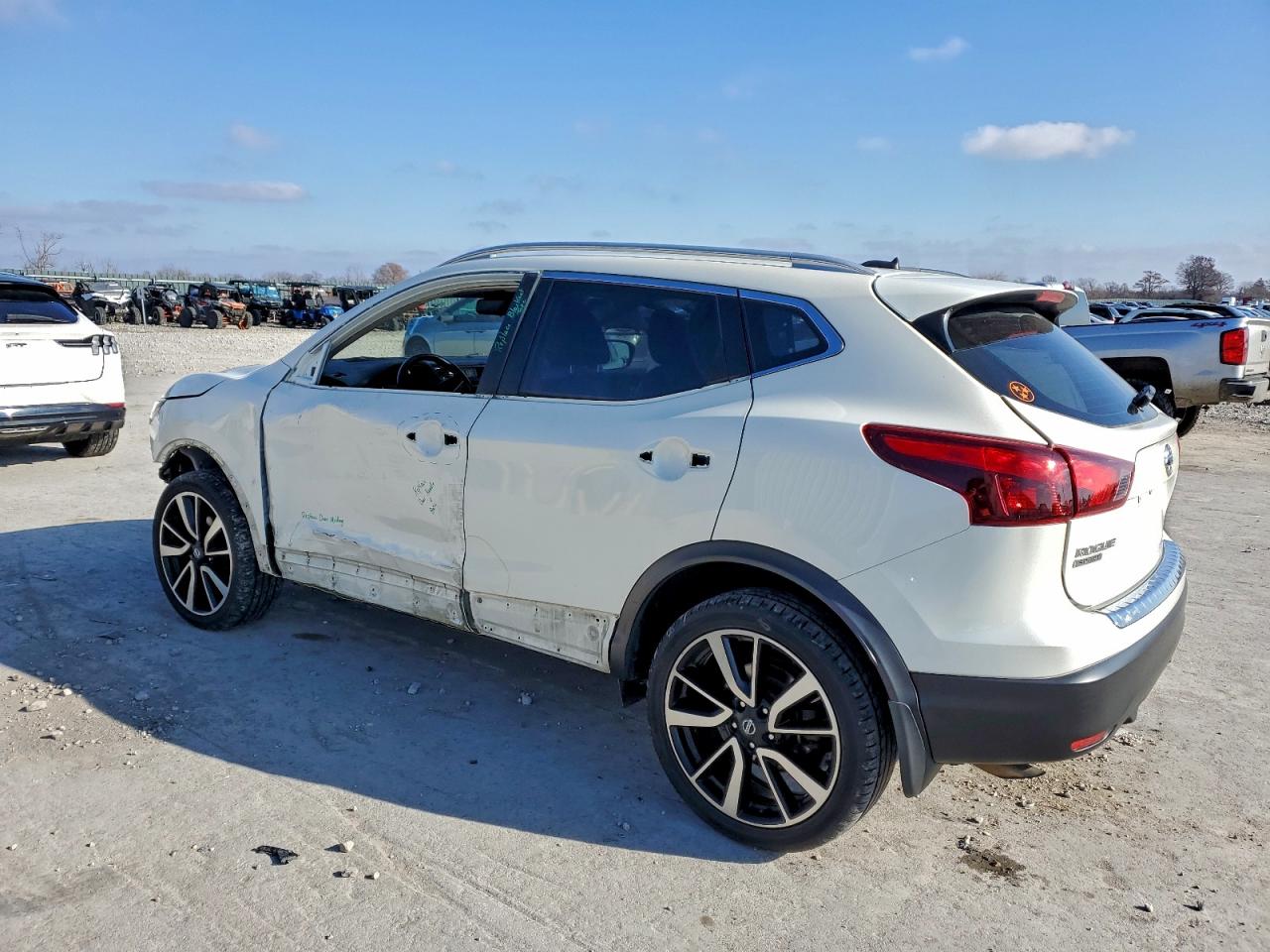 NISSAN ROGUE SPORT S