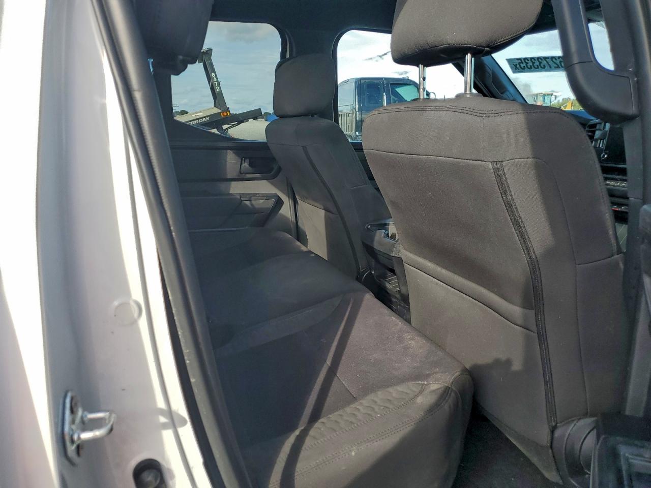 TOYOTA TUNDRA DOUBLE CAB SR