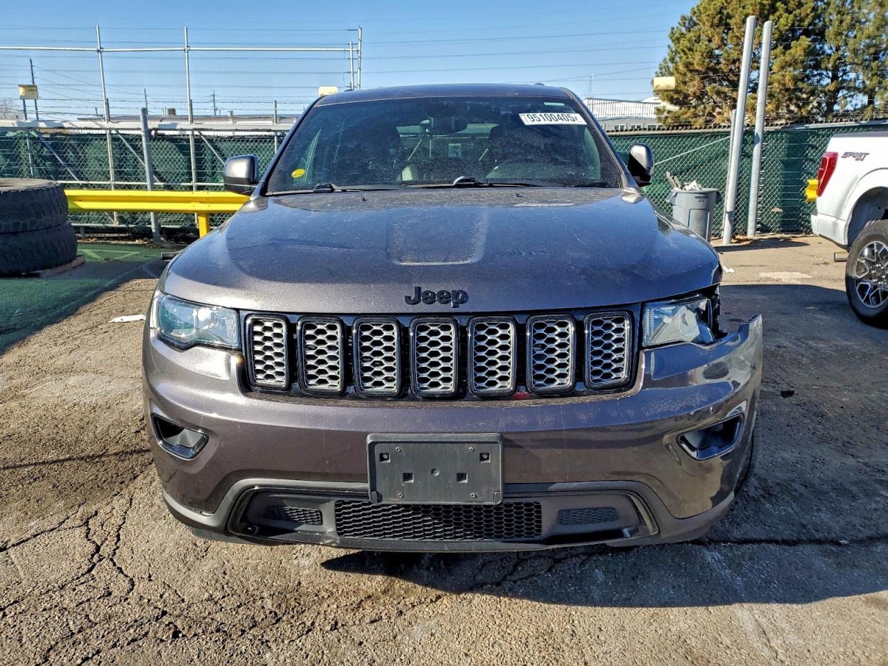 JEEP GRAND CHEROKEE LAREDO