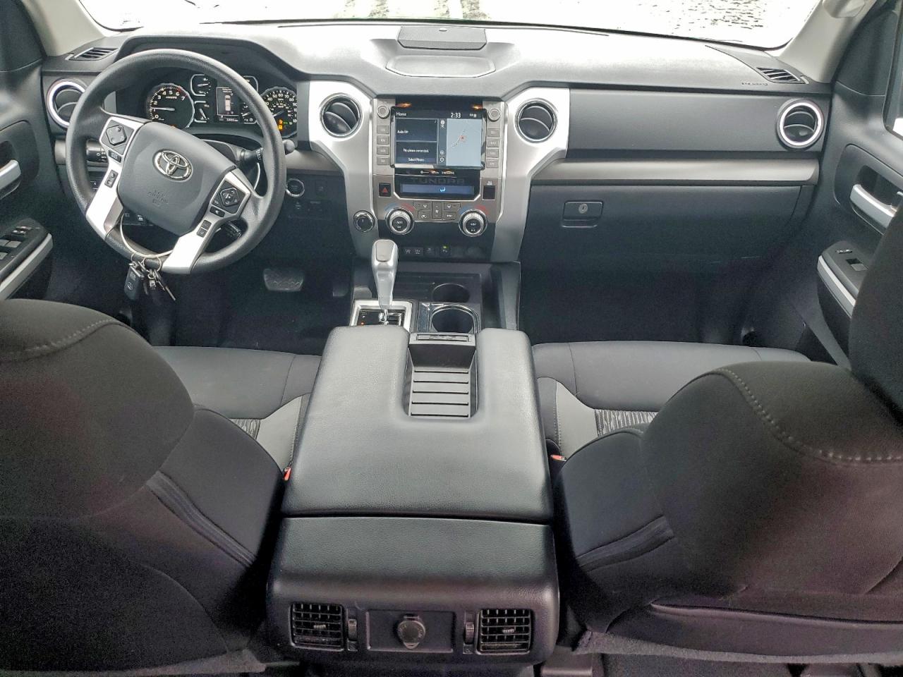 TOYOTA TUNDRA CREWMAX SR5