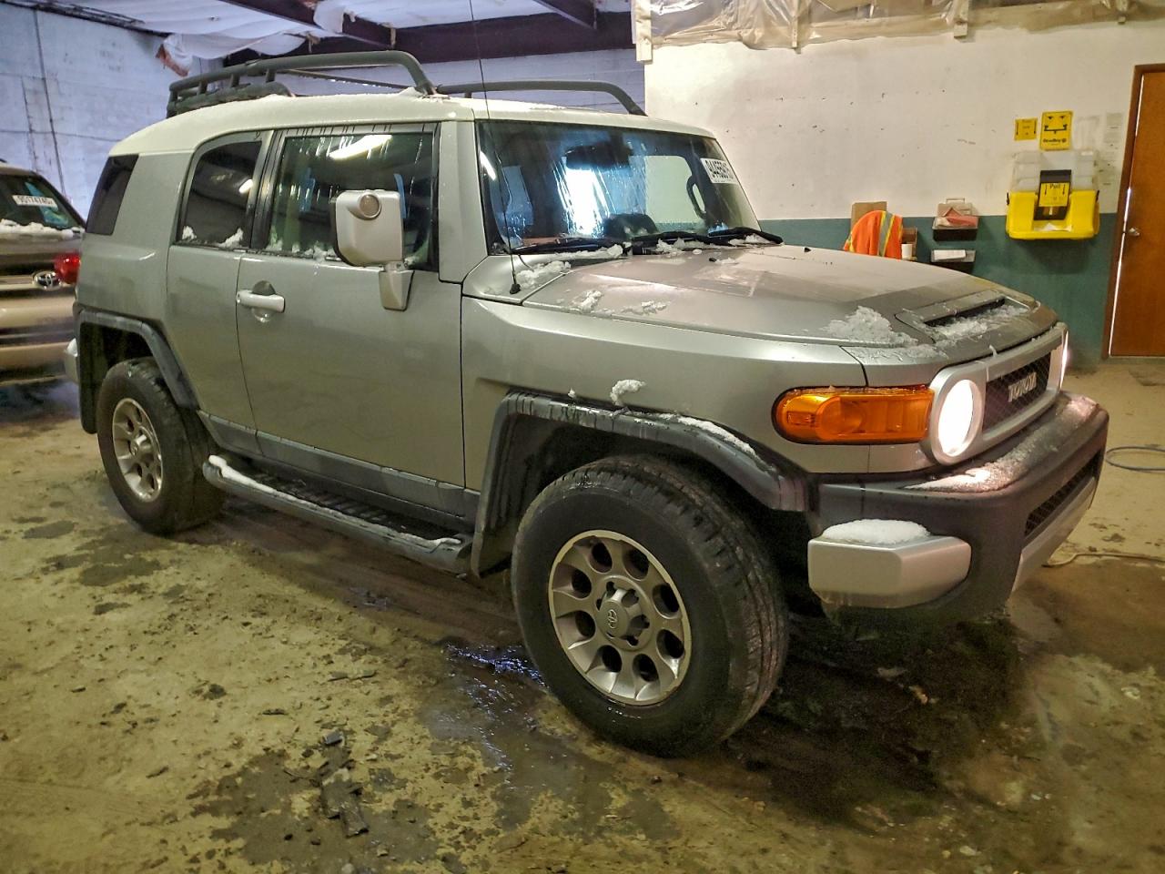 Lot #3308290162 2012 TOYOTA FJ CRUISER
