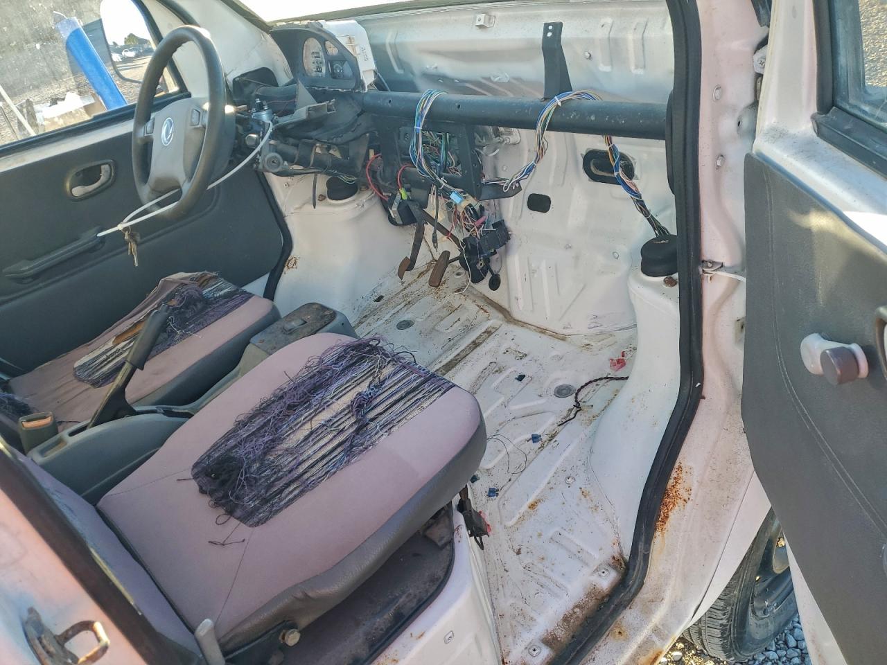 Lot #3311651218 2009 DAEWOO LANOS SE