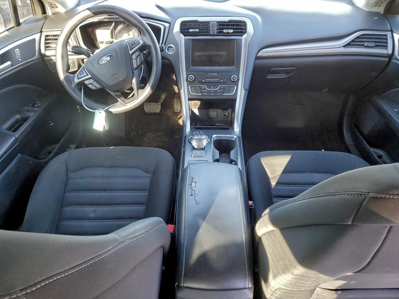 Lot #3317720086 2019 FORD FUSION SE