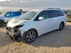 Lot #3319077284 2017 TOYOTA SIENNA SE