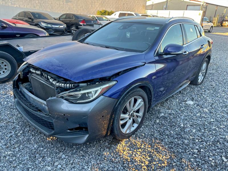2017 INFINITI QX30 BASE #3312628184