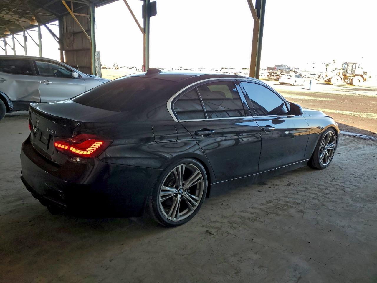 BMW 3 SERIES XI