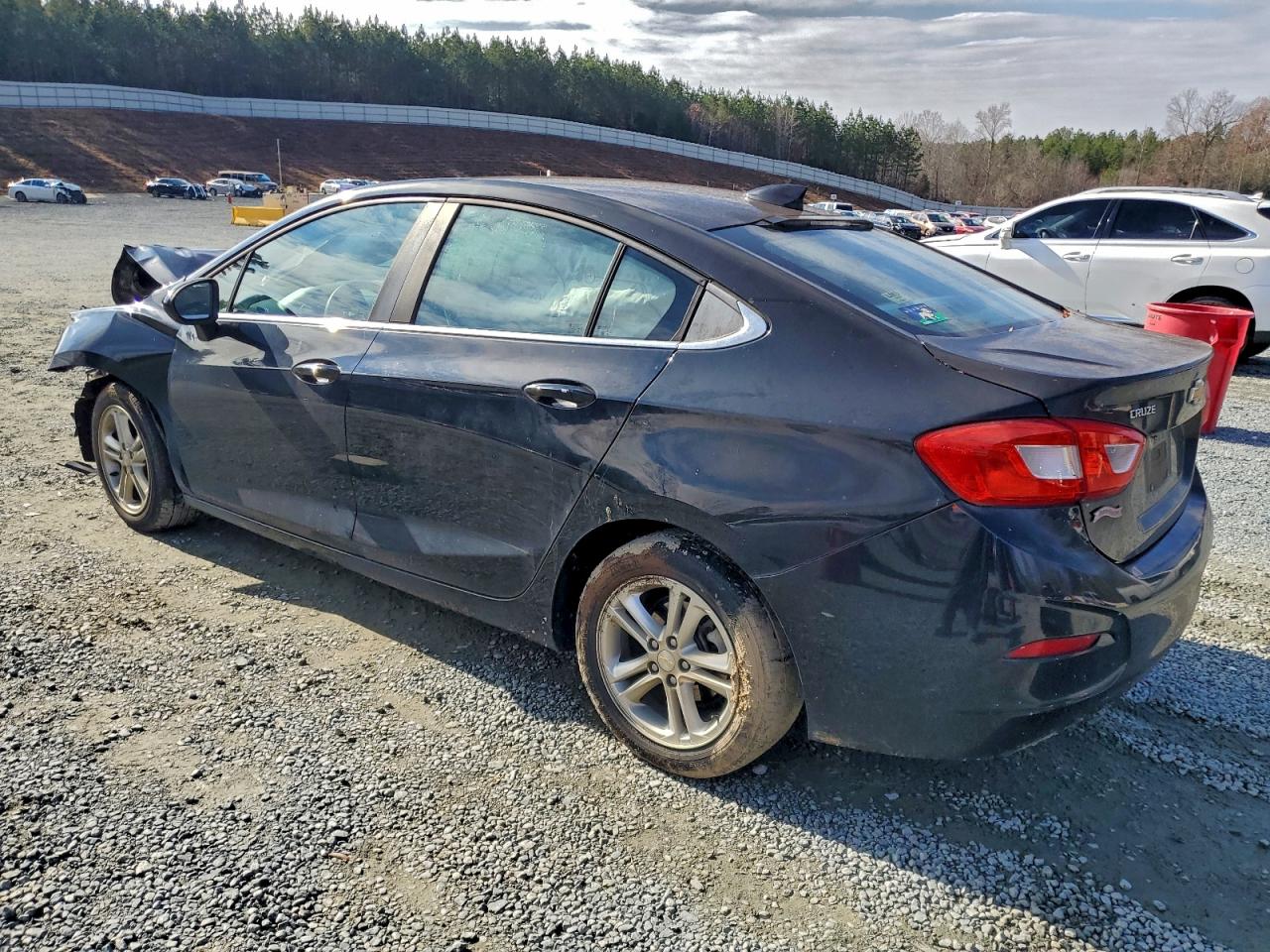 Lot #3309631074 2017 CHEVROLET CRUZE LT