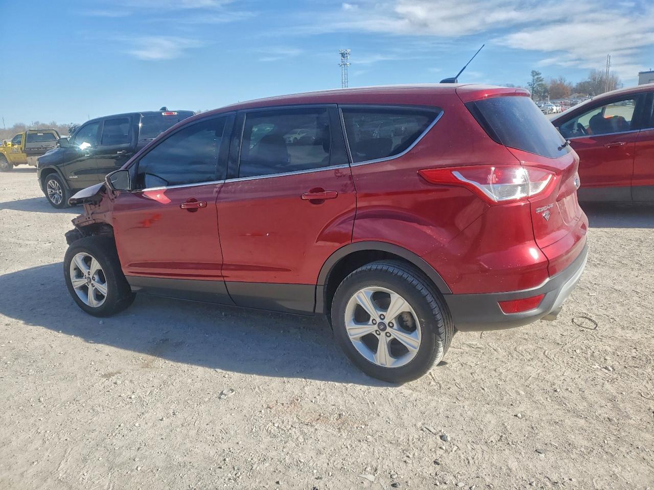 FORD ESCAPE SE