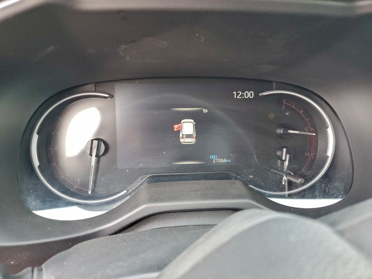 Lot #3308269204 2023 TOYOTA RAV4 XLE