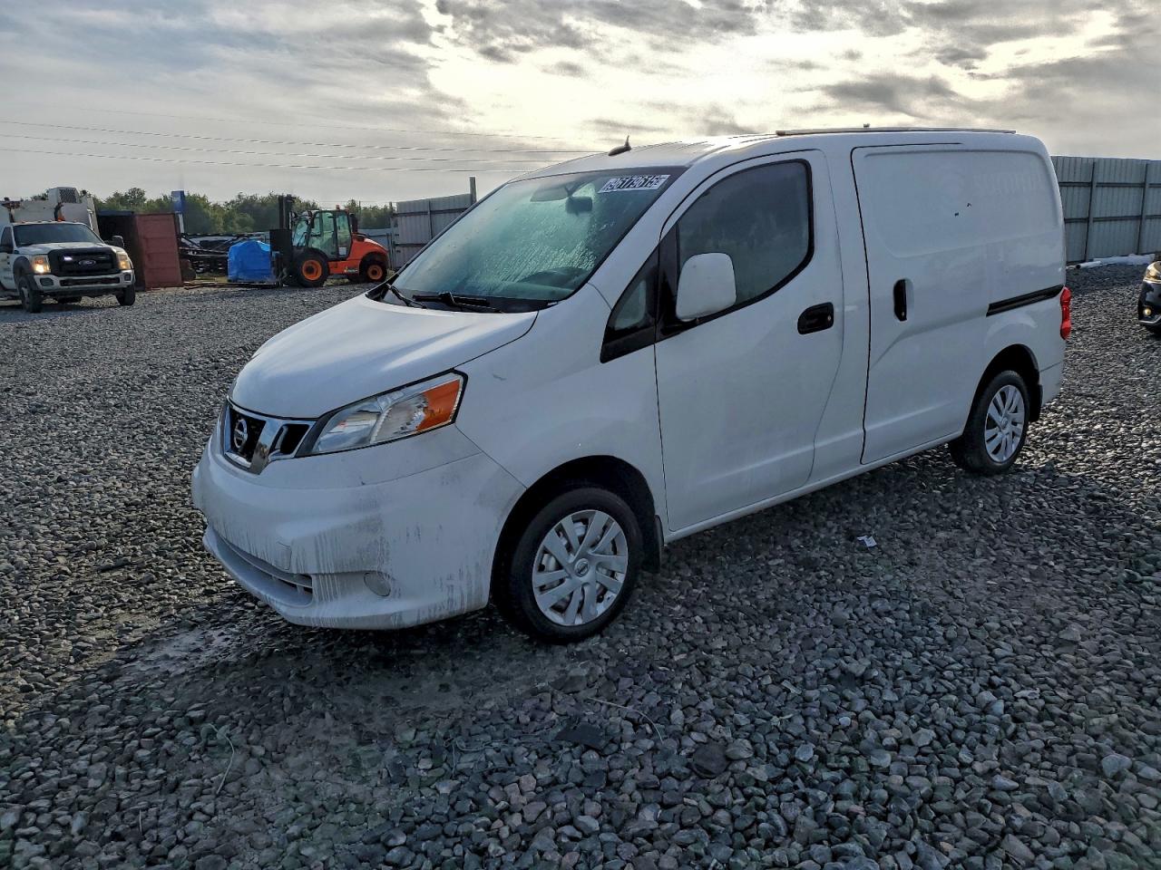NISSAN NV200 2.5S
