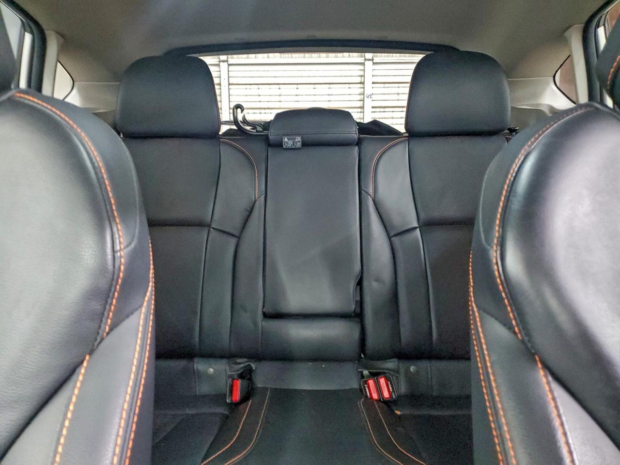 SUBARU CROSSTREK LIMITED