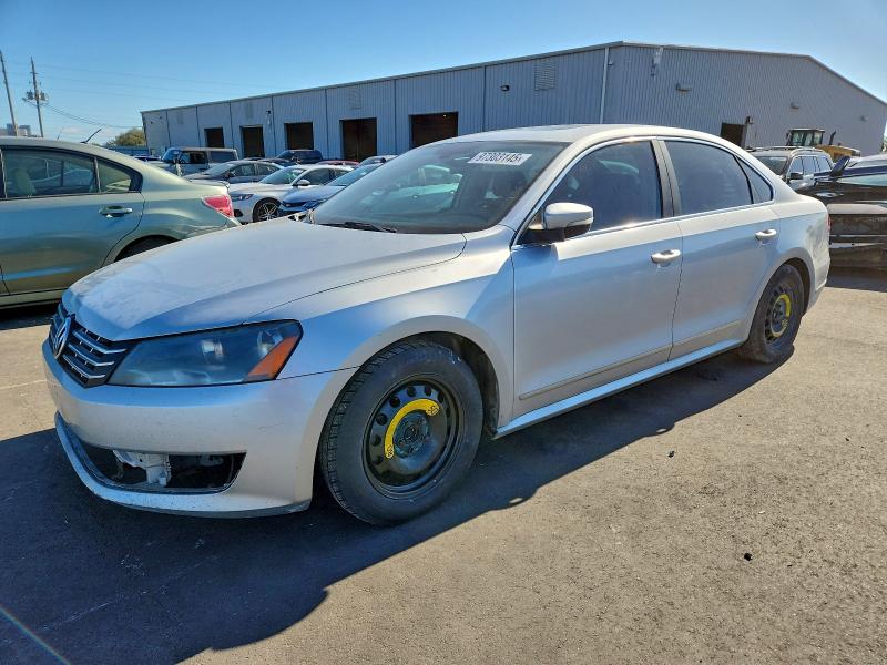 2013 VOLKSWAGEN PASSAT SE #3317800082