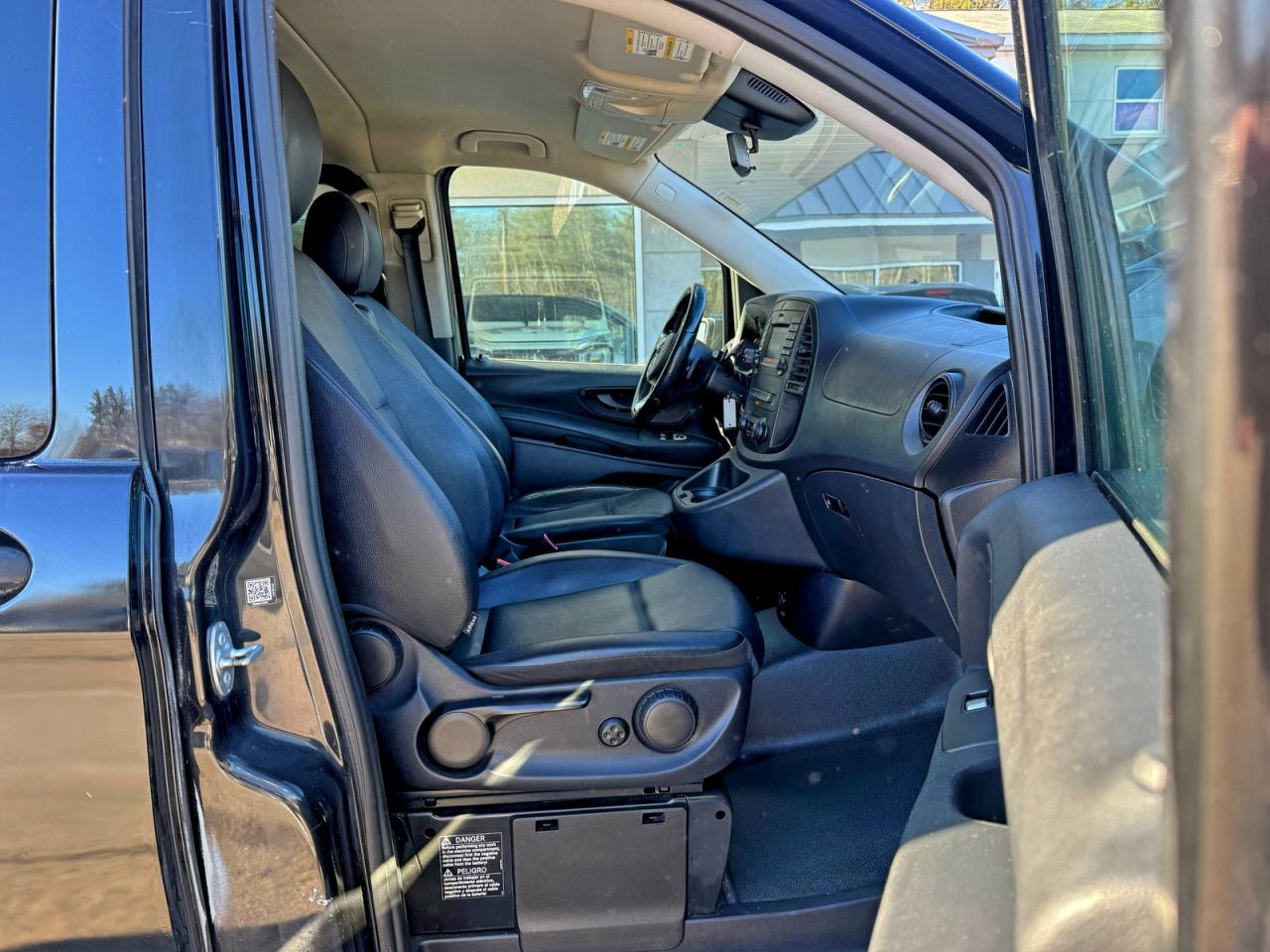 MERCEDES-BENZ METRIS