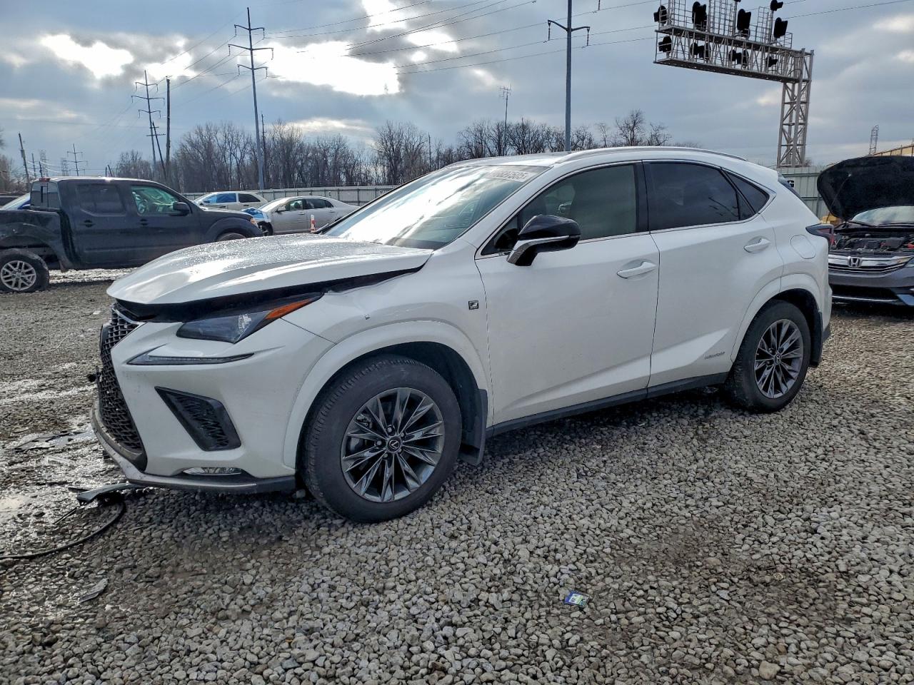 LEXUS NX 300H BASE