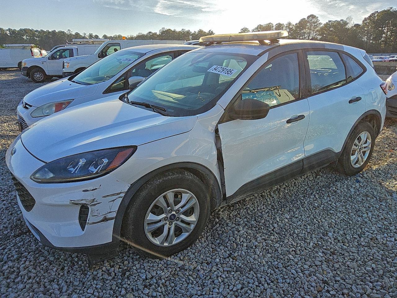 Lot #3315491357 2020 FORD ESCAPE S