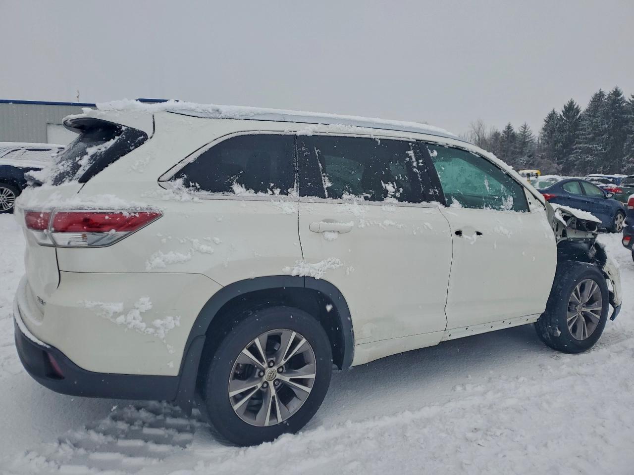 TOYOTA HIGHLANDER XLE