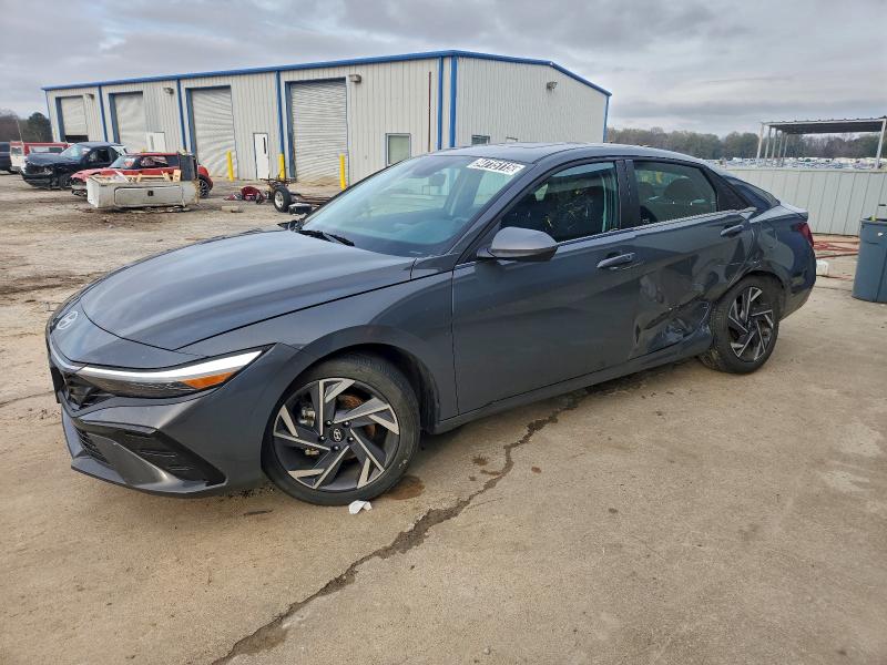 2025 HYUNDAI ELANTRA SE #3305299300