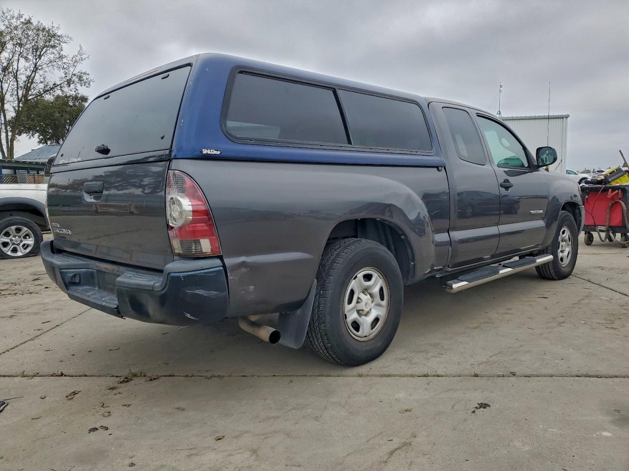 TOYOTA TACOMA ACCESS CAB