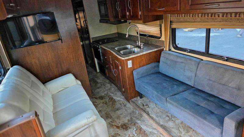 2016 FORD F53 #3310395957