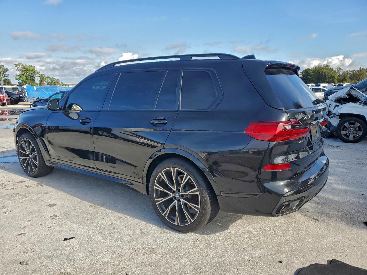 BMW X7 XDRIVE40I