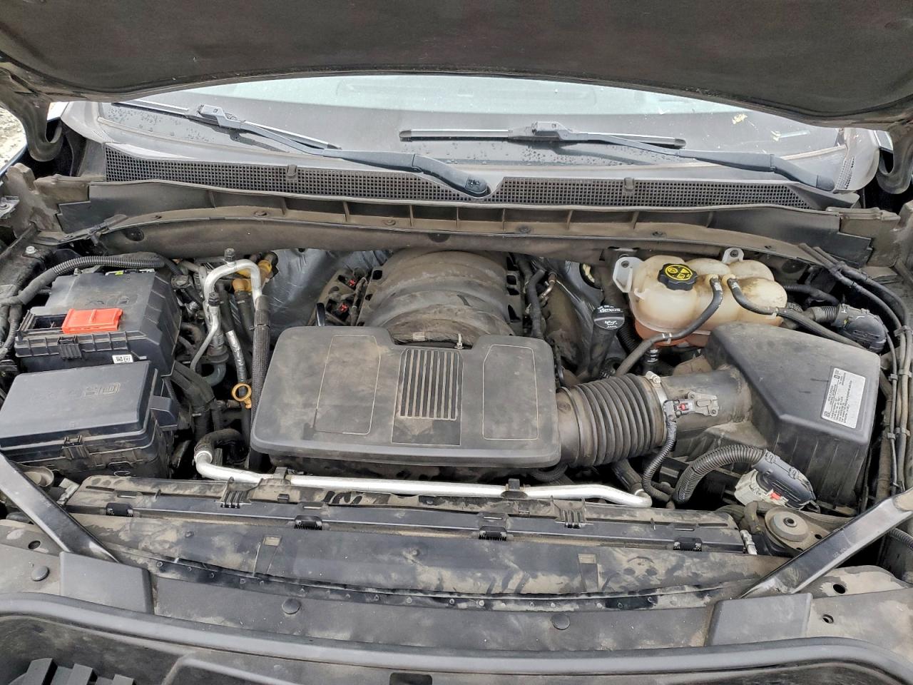 CHEVROLET SUBURBAN C1500 LT