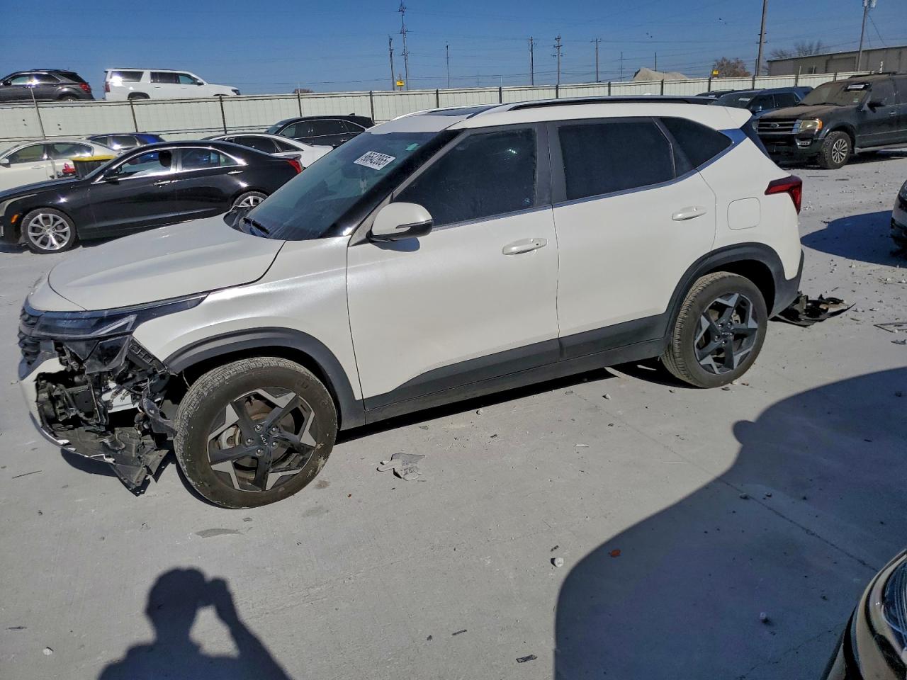 Lot #3319095278 2024 KIA SELTOS EX