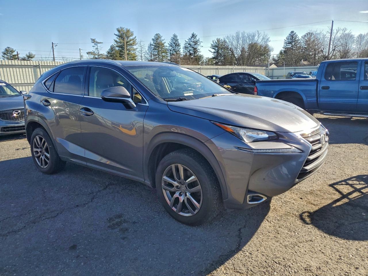 LEXUS NX 200T BASE